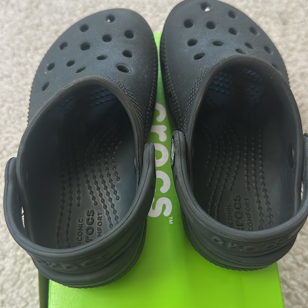Kids Crocs - Picture 3 of 4